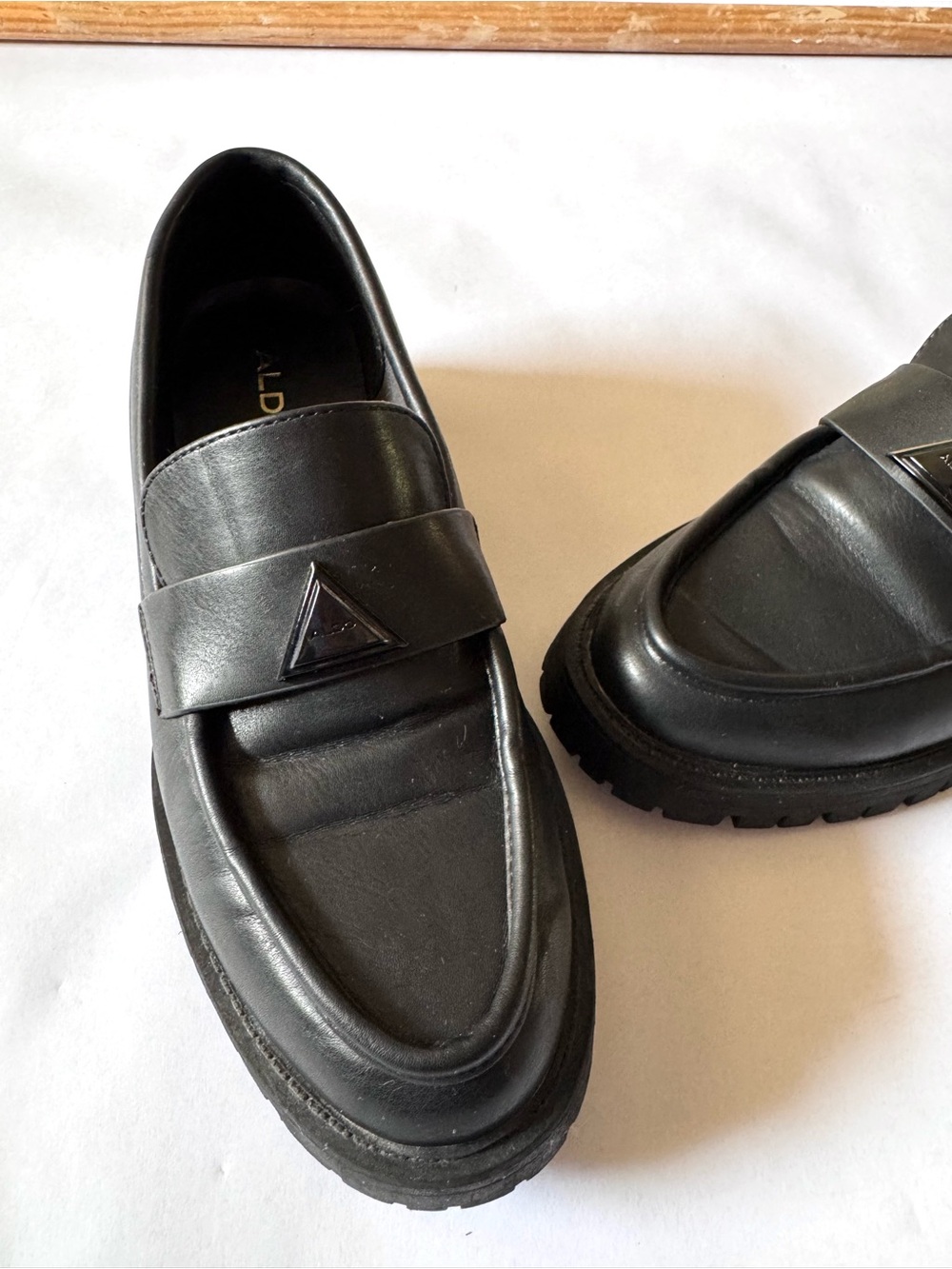 ALDO Black Leather Lug Sole Penny Loafers Metal Accent Chunky Platform Women 6.5
